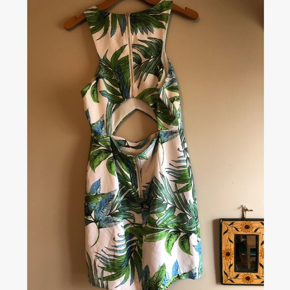 Summer palm tree leaf dress - Picture 2 of 5